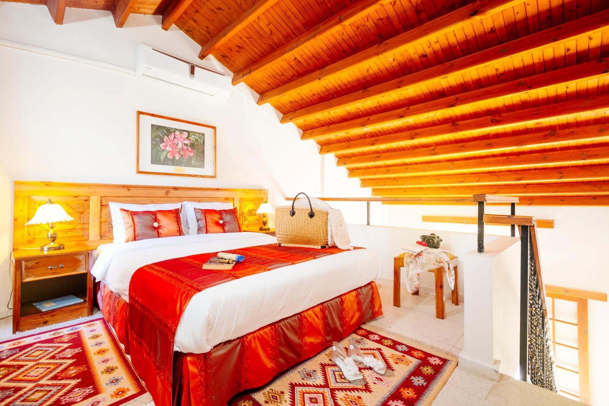 Almond Holiday Village Кирения Екстериор снимка